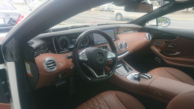 メルセデス・ベンツS550 4MATIC クーペ AMGライン レザーEXC スワロフスキークリスタルご成約0000010032