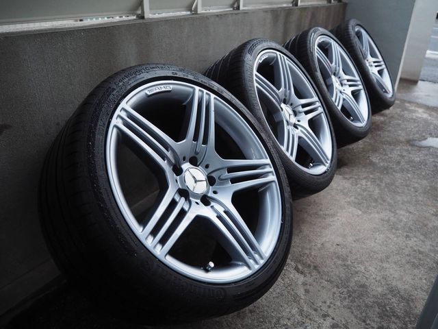 メルセデス・ベンツAMG 【美品】19インチR230/SL63後期純正AMGホイールタイヤセットF8.5J255/35 R9.5J285/30（338）1035802