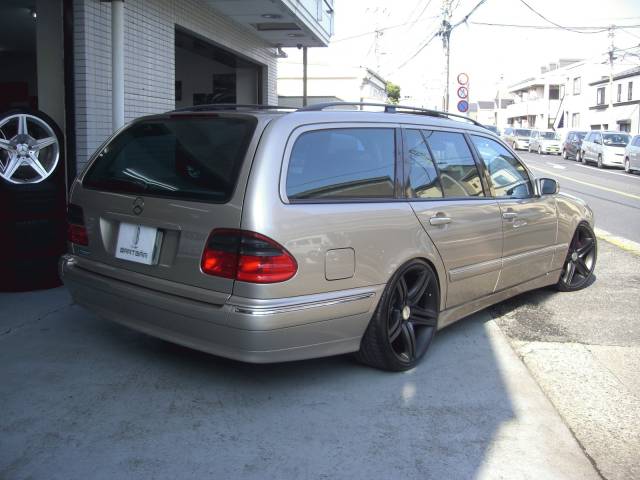 メルセデス・ベンツW2100000000388
